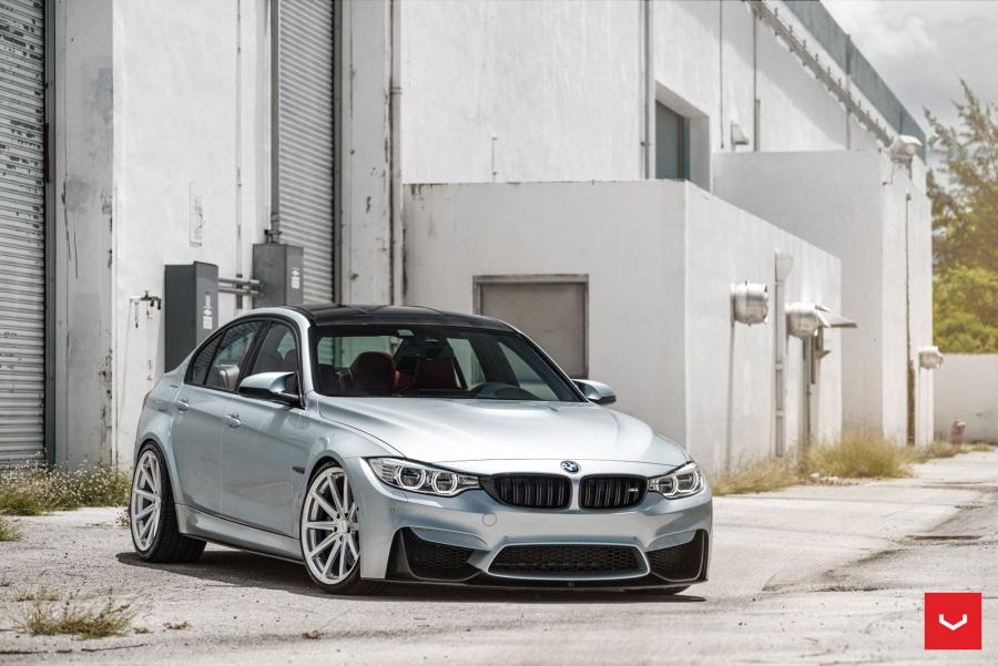  BMW M3 Sedan on Vossen Wheels (VFS10) 2017 года  (фото 14 из 17)